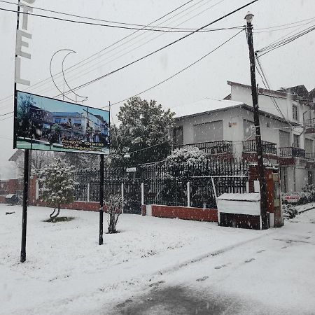 Hotel Luz De Luna El Bolson Luaran gambar