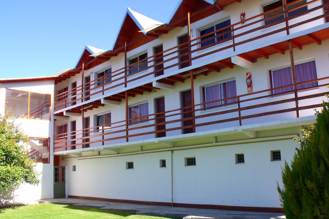 Hotel Luz De Luna El Bolson Luaran gambar