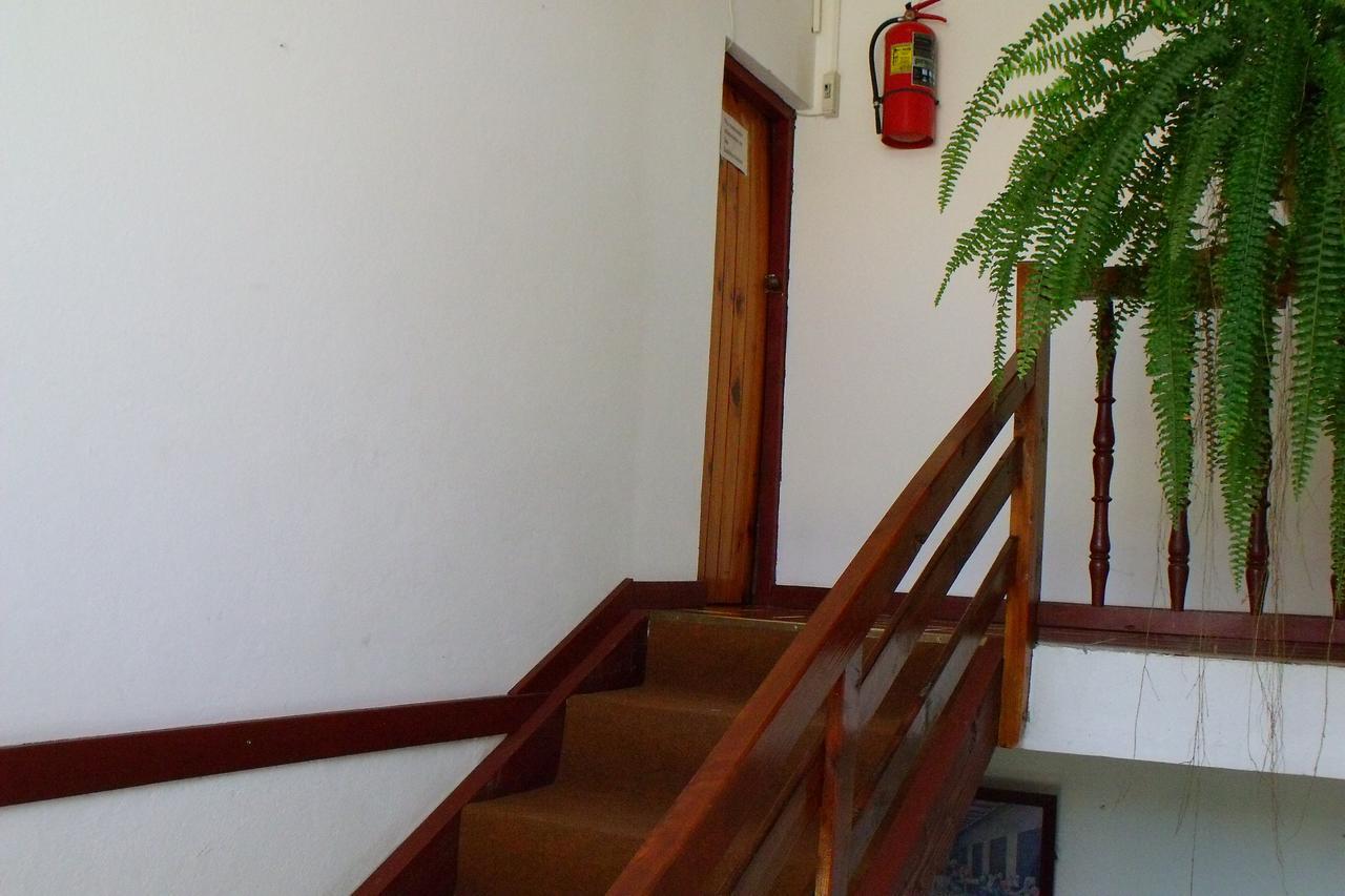 Hotel Luz De Luna El Bolson Luaran gambar