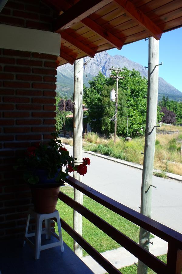 Hotel Luz De Luna El Bolson Luaran gambar