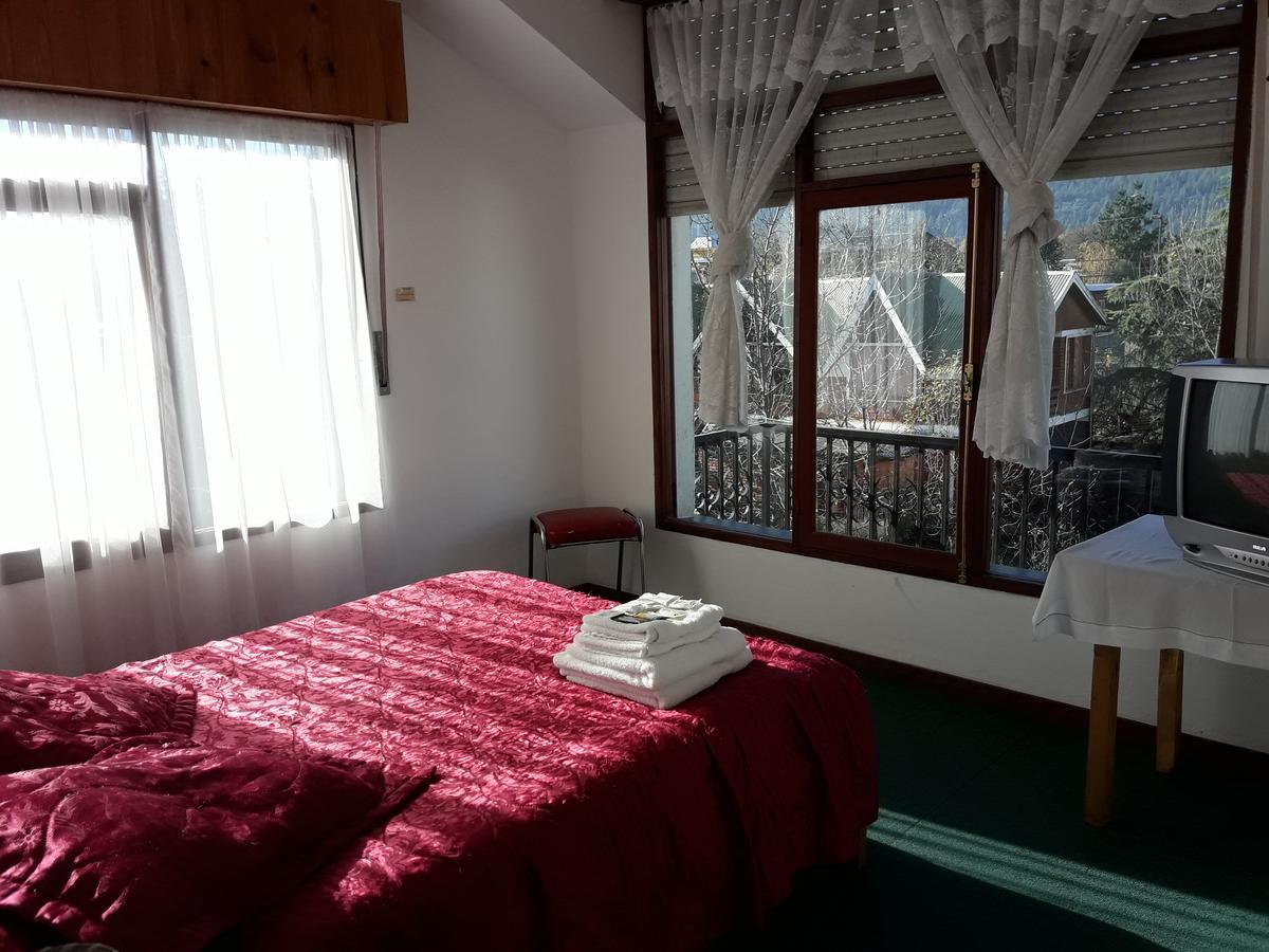 Hotel Luz De Luna El Bolson Luaran gambar