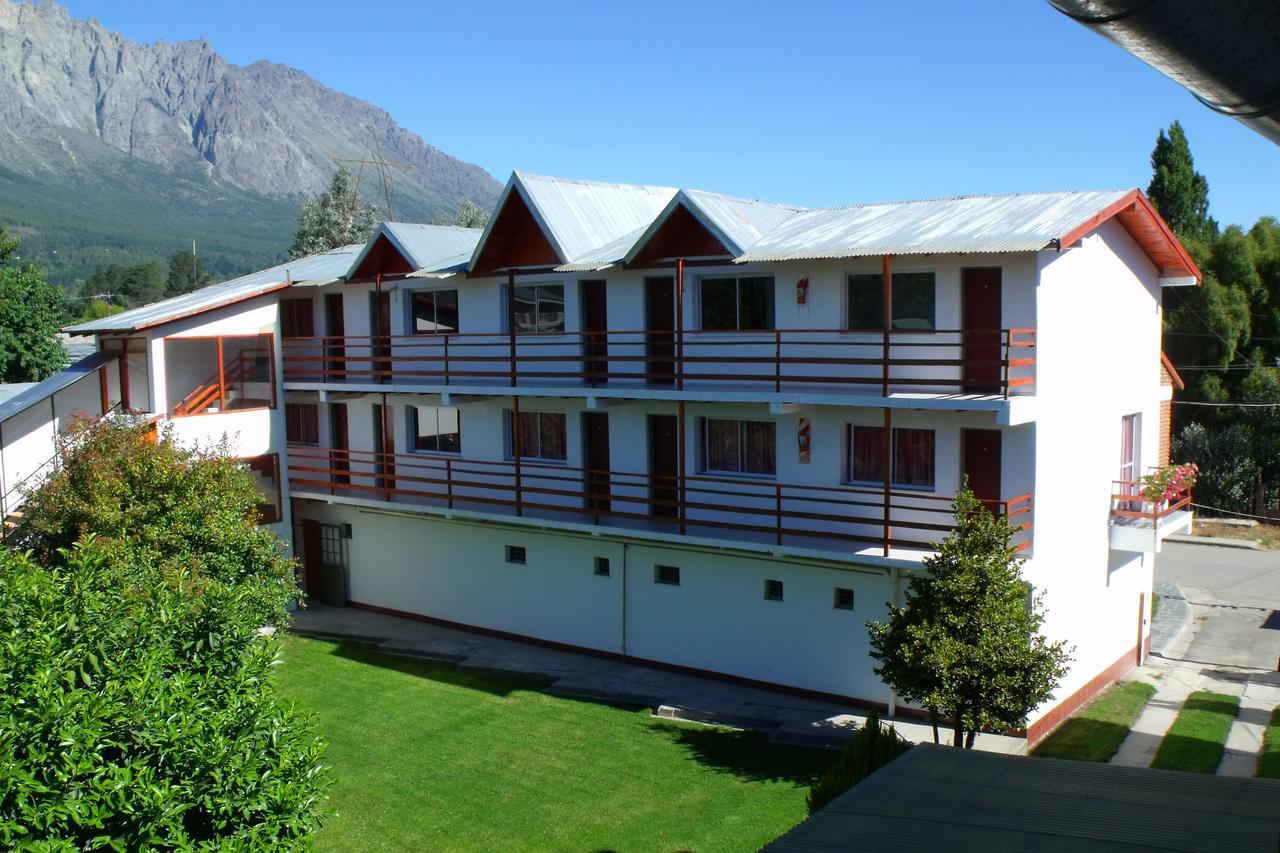 Hotel Luz De Luna El Bolson Luaran gambar